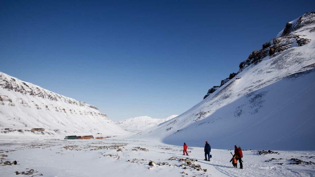 Hidden Gems: Unique Travel Spots You Need to Explore in 2025 - Image 10