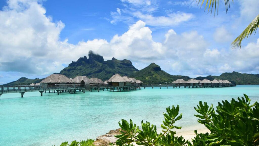Top 5 Honeymoon Destinations for 2025: Where to Start Your New Journey Together - Image 1