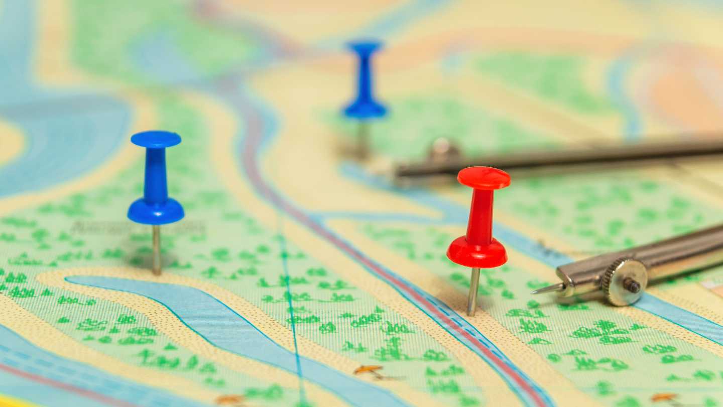 Avoiding the Festive Rush: Tips for Stress-Free Travel Planning - Image 4