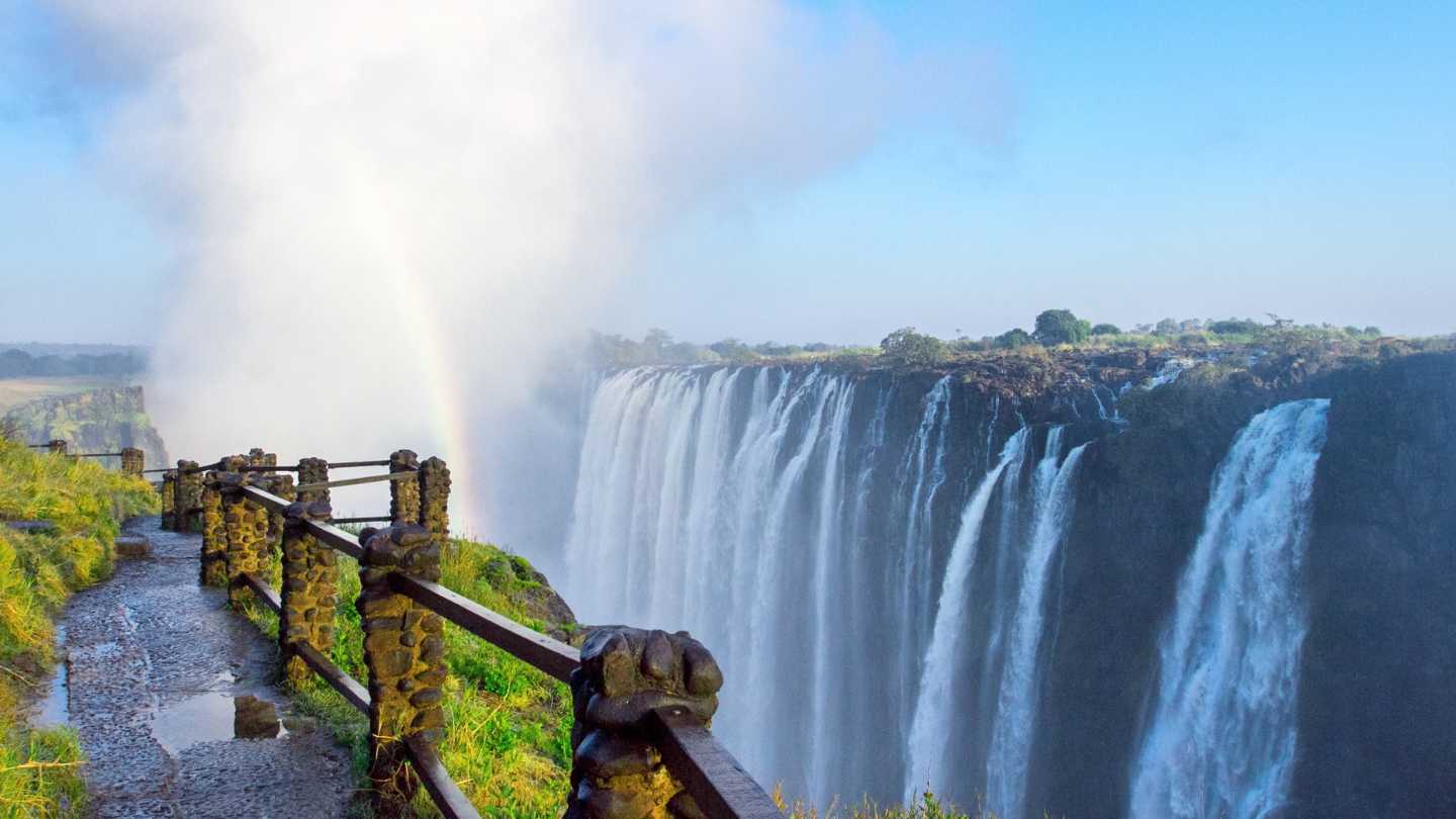 Spring Getaways in South Africa: Top Destinations for September to November - Image 2