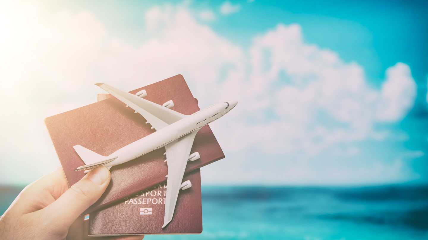 Why Experiences Make the Best Gifts (Even to Yourself) - Featured Image